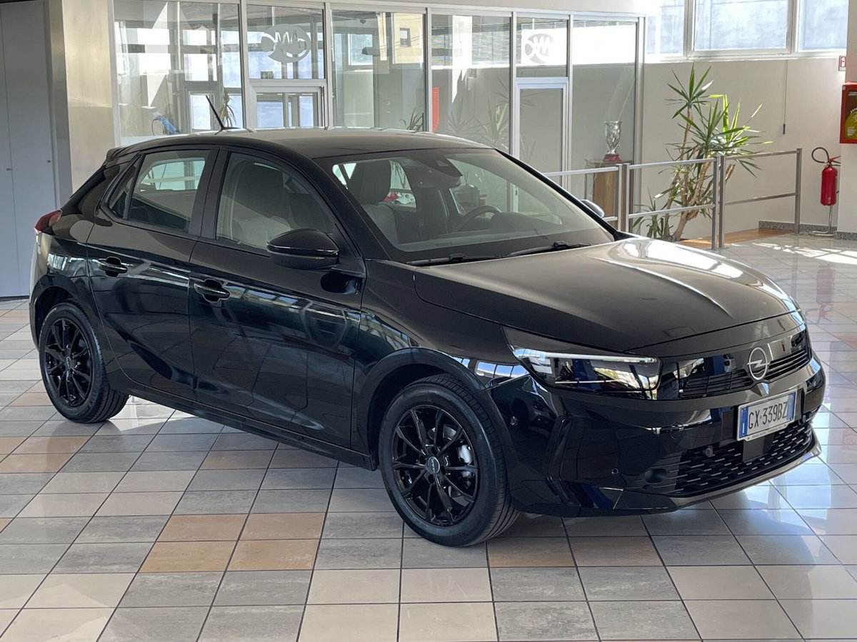 Opel Corsa 1.2 GS s&s 75cv (2)