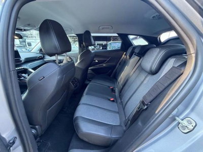 Peugeot 3008 BlueHDi 130 S&S EAT8 Allure Pack (11)