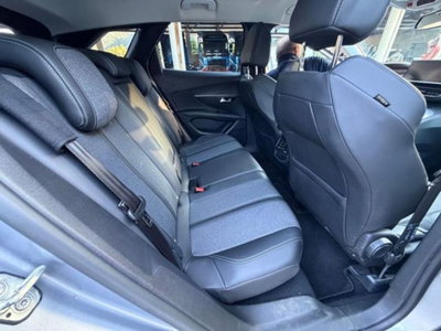 Peugeot 3008 BlueHDi 130 S&S EAT8 Allure Pack (14)