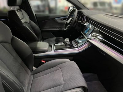 Audi Q8 3.0 tdi mhev S line quattro 231cv tiptronic (13)