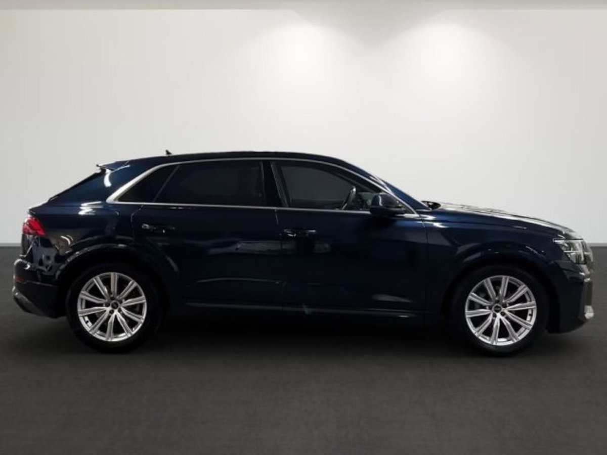 Audi Q8 3.0 tdi mhev S line quattro 231cv tiptronic (3)