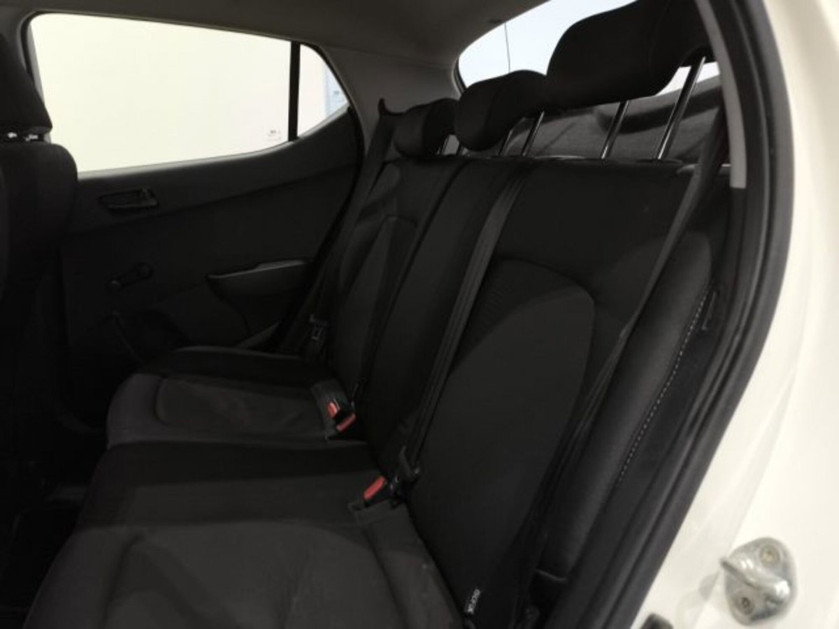 Hyundai i10 1.0 MPI Connectline (17)