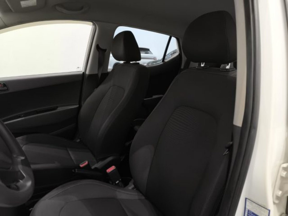 Hyundai i10 1.0 MPI Connectline (9)