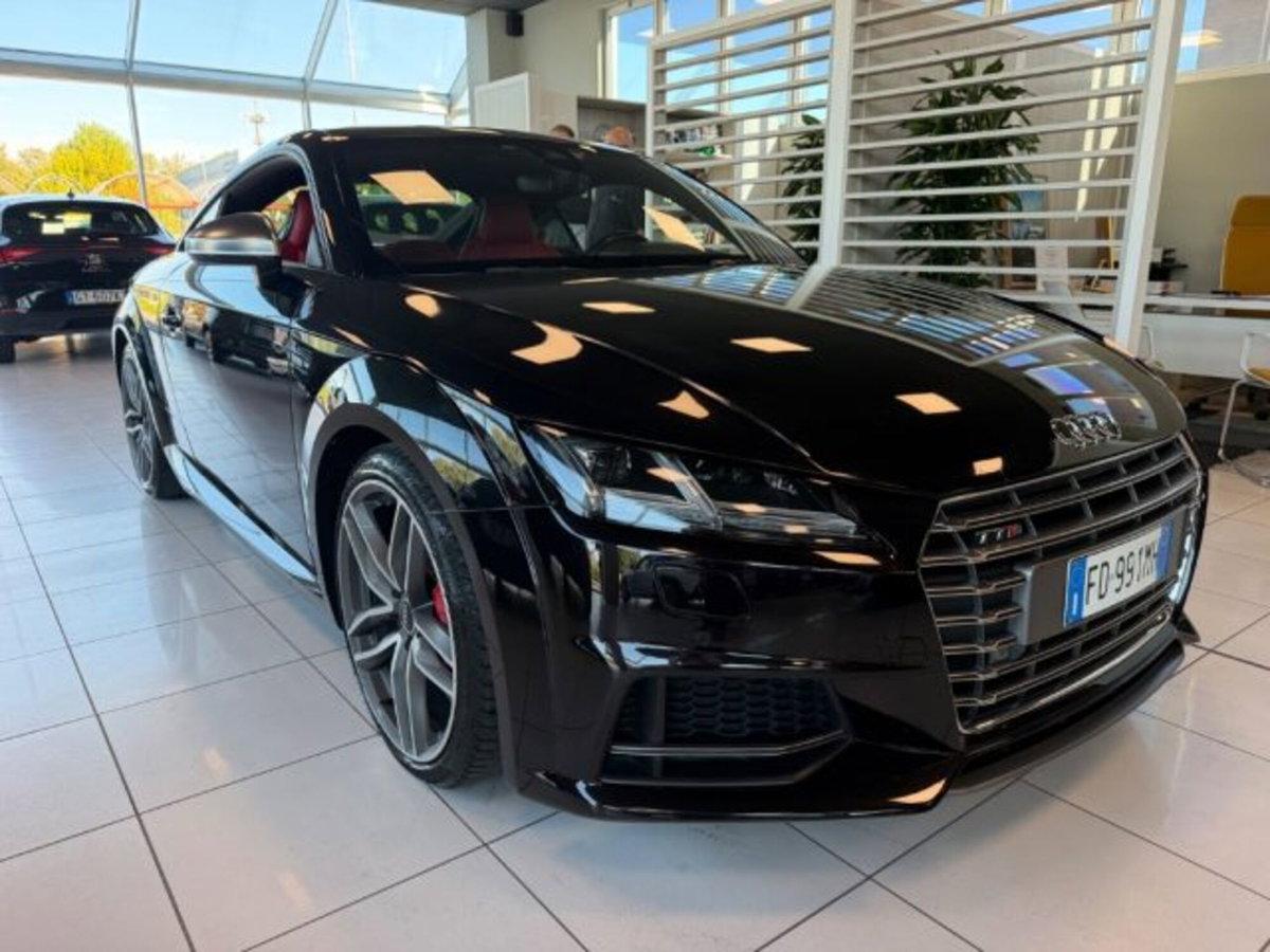 Audi TTS Coupé 2.0 TFSI 310 CV quattro S tronic (5)