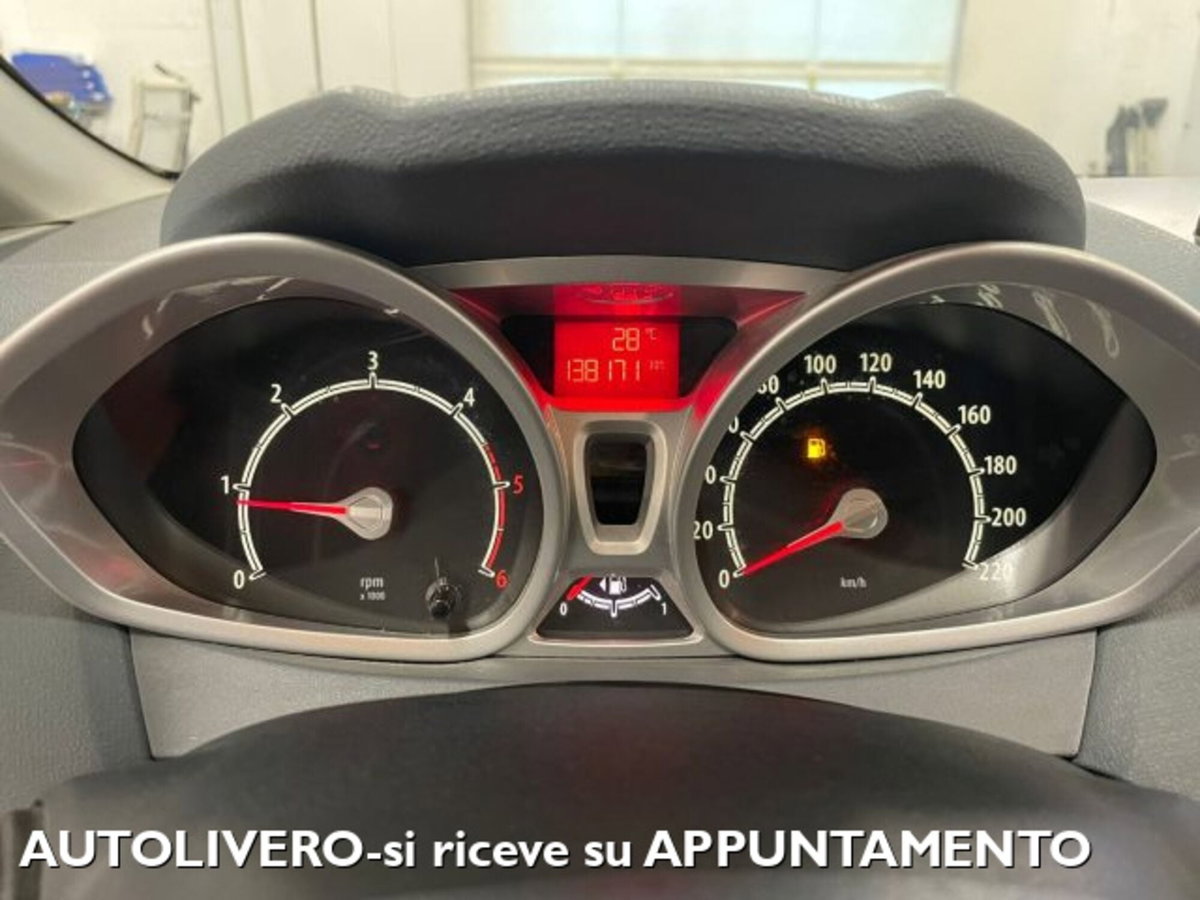 Ford Fiesta 1.6 TDCi 90CV 5 porte DPF (15)