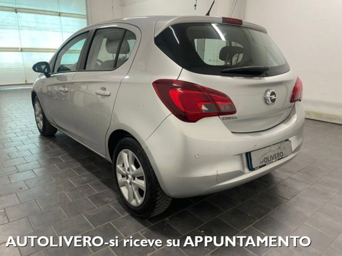Opel Corsa 1.4 90CV GPL Tech 5 porte n-Joy (3)