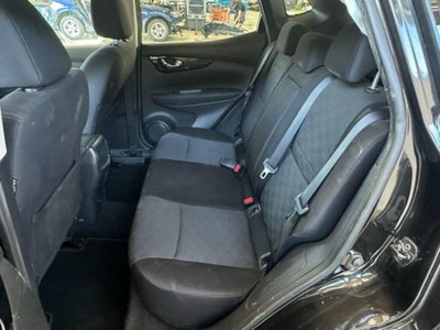 Nissan Qashqai 1.5 dCi N-Connecta (12)