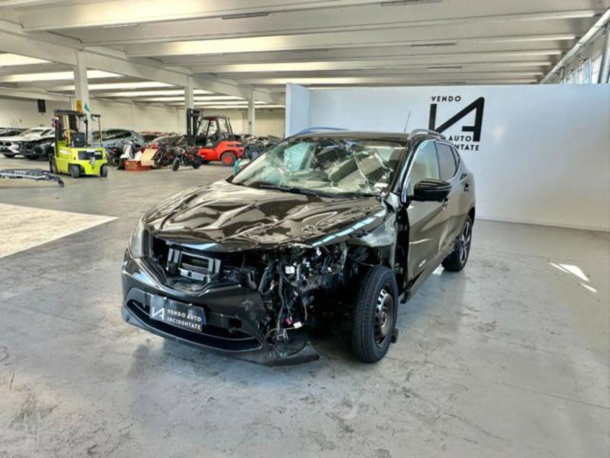 Nissan Qashqai 1.5 dCi N-Connecta (3)