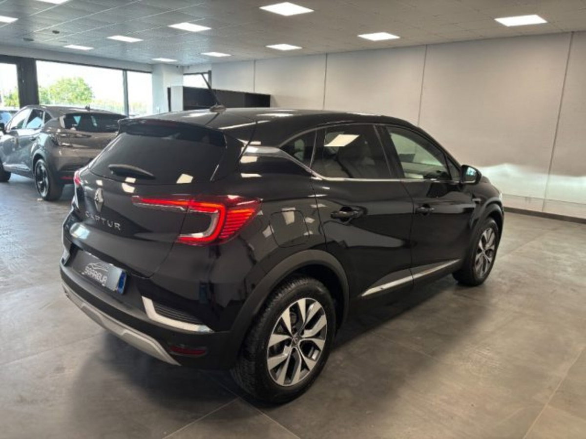 Renault Captur Blue dCi 115 CV EDC Initiale Paris (4)