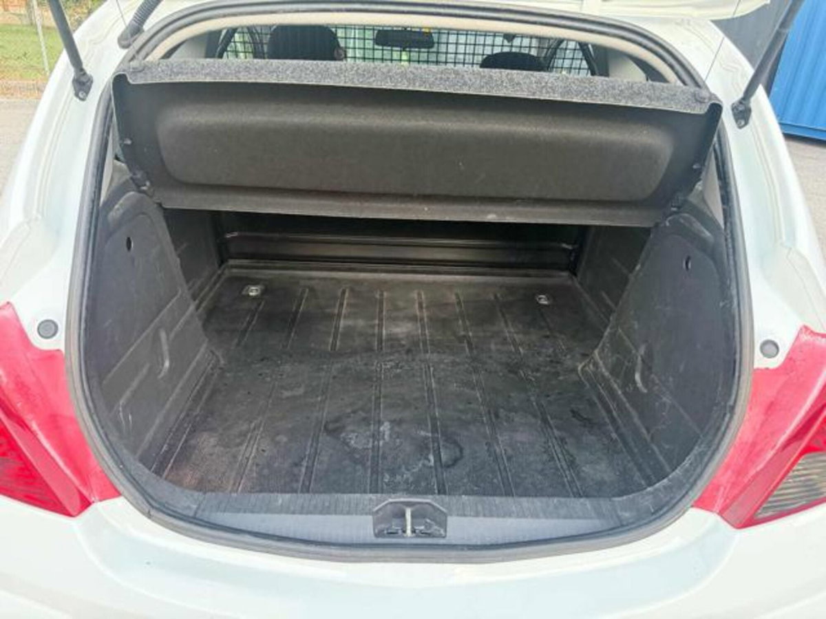 Opel Corsa 1.3 CDTI 75CV F.AP. 3 porte Van (4)