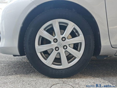 Toyota Yaris 1.D-4D 5 porte Active (6)