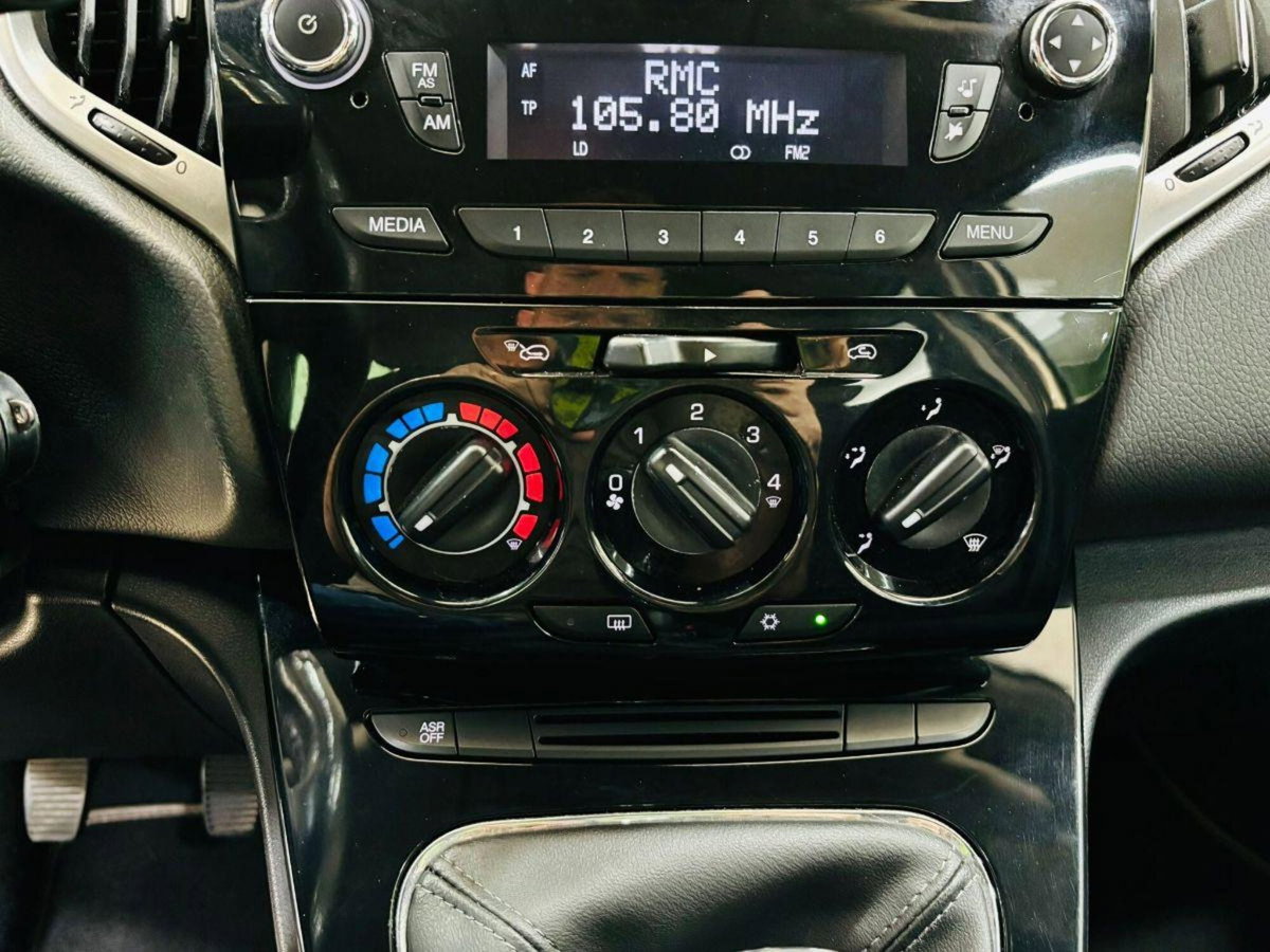 Lancia Ypsilon 0.9 TwinAir 85 CV 5 porte Metano Ecochic Elefantino (18)