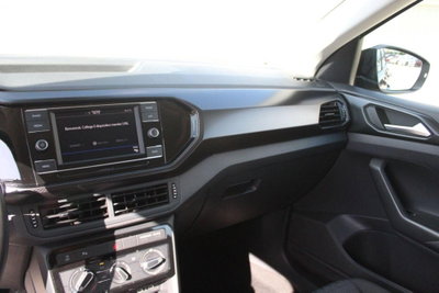 Volkswagen T-Cross 1.0 TSI 110 CV DSG Sport (19)