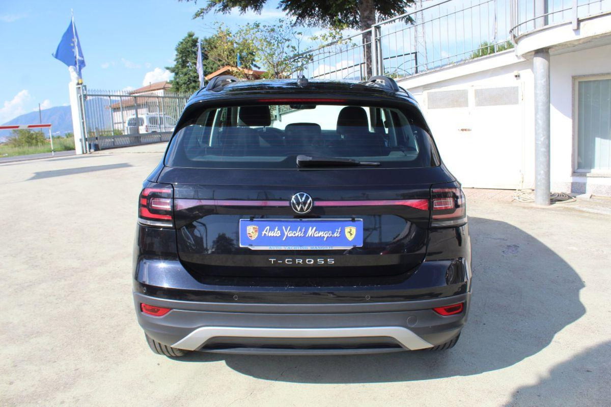 Volkswagen T-Cross 1.0 TSI 110 CV DSG Sport (6)