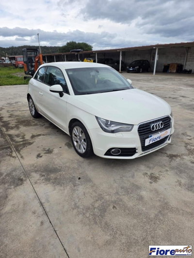 Audi A1 1.6 TDI 105 CV Attraction (3)