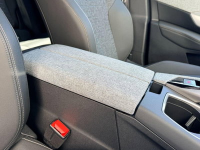 Peugeot 3008 1.2 hybrid Allure 145cv e-dcs6 (17)
