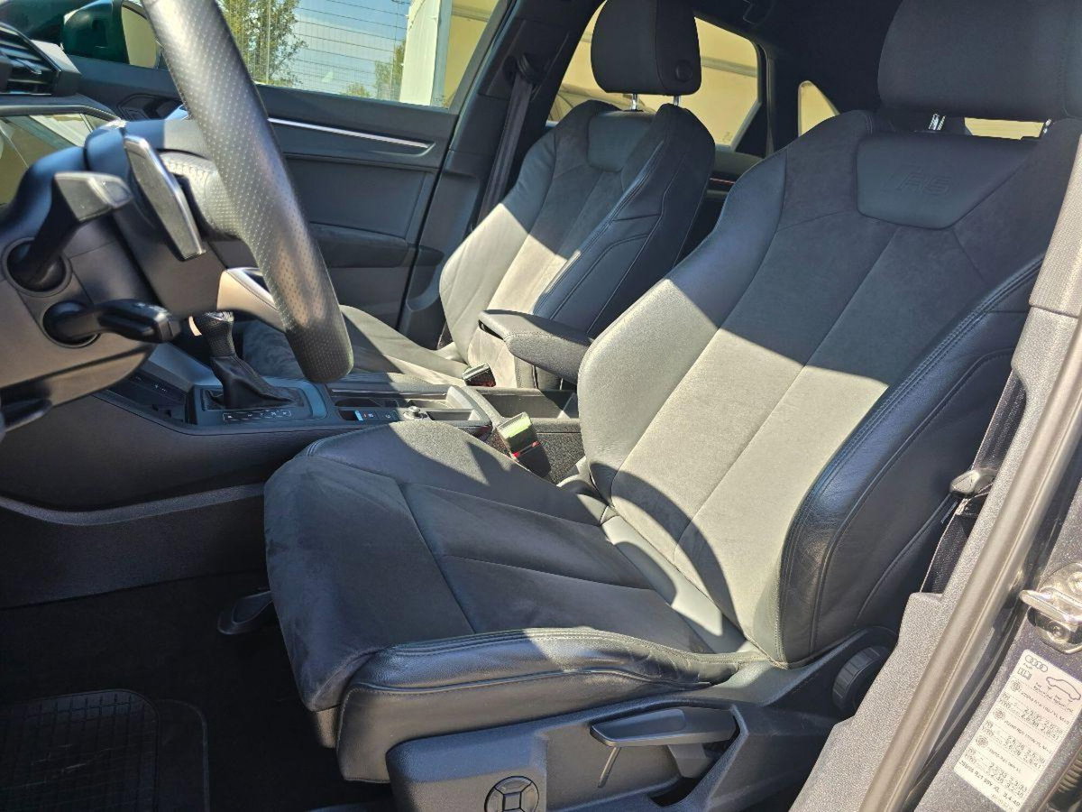 Audi RS Q3 Sportback 2.5 quattro s-tronic (10)