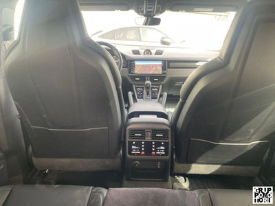 Porsche Cayenne Coupé 4.0 Turbo GT (12)