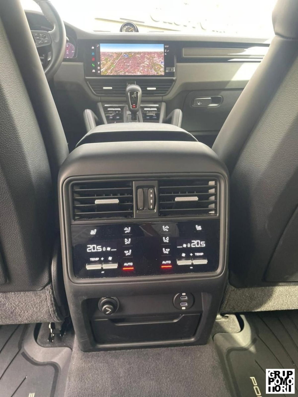 Porsche Cayenne Coupé 4.0 Turbo GT (13)
