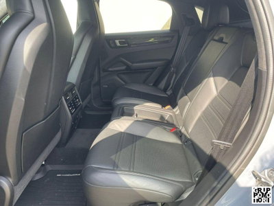 Porsche Cayenne Coupé 4.0 Turbo GT (16)