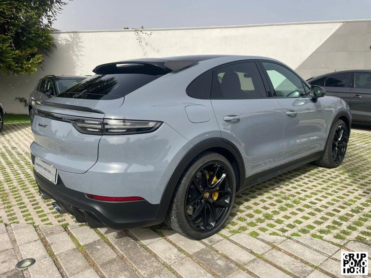 Porsche Cayenne Coupé 4.0 Turbo GT (7)