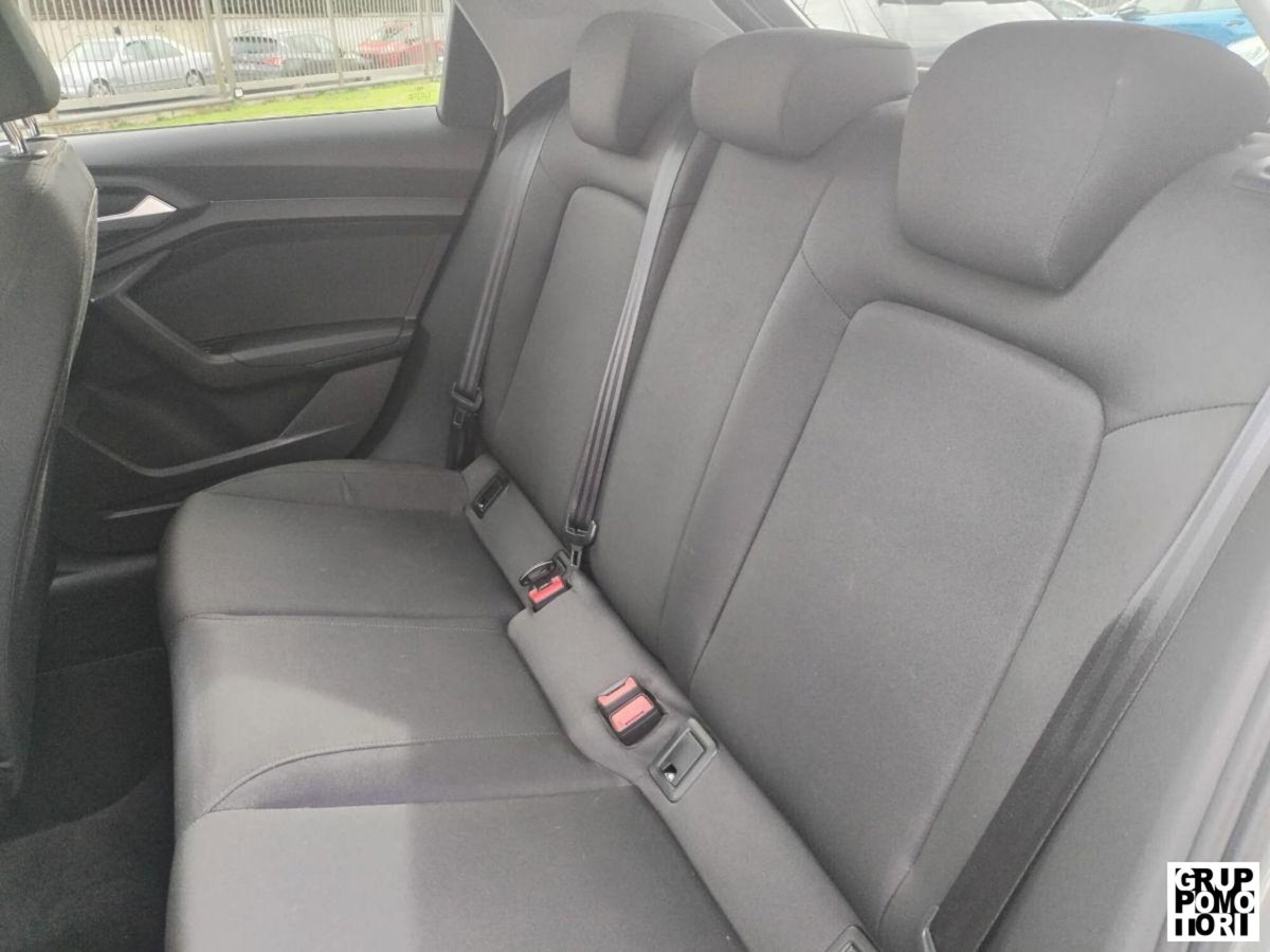 Audi A1 Sportback 30 TFSI (10)
