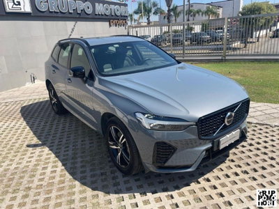 Volvo XC60 B4 (d) AWD Geartronic R-design N1 (4)