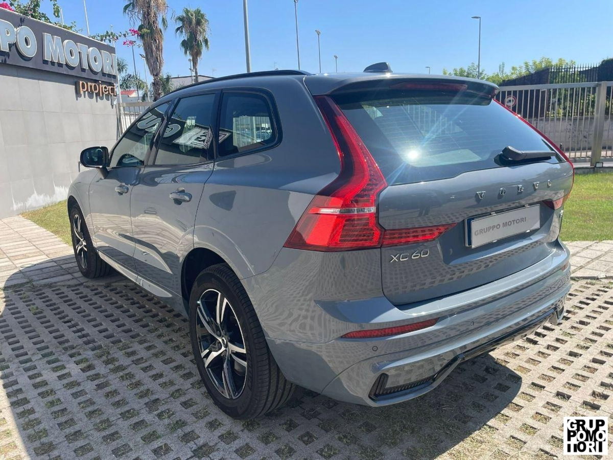 Volvo XC60 B4 (d) AWD Geartronic R-design N1 (8)