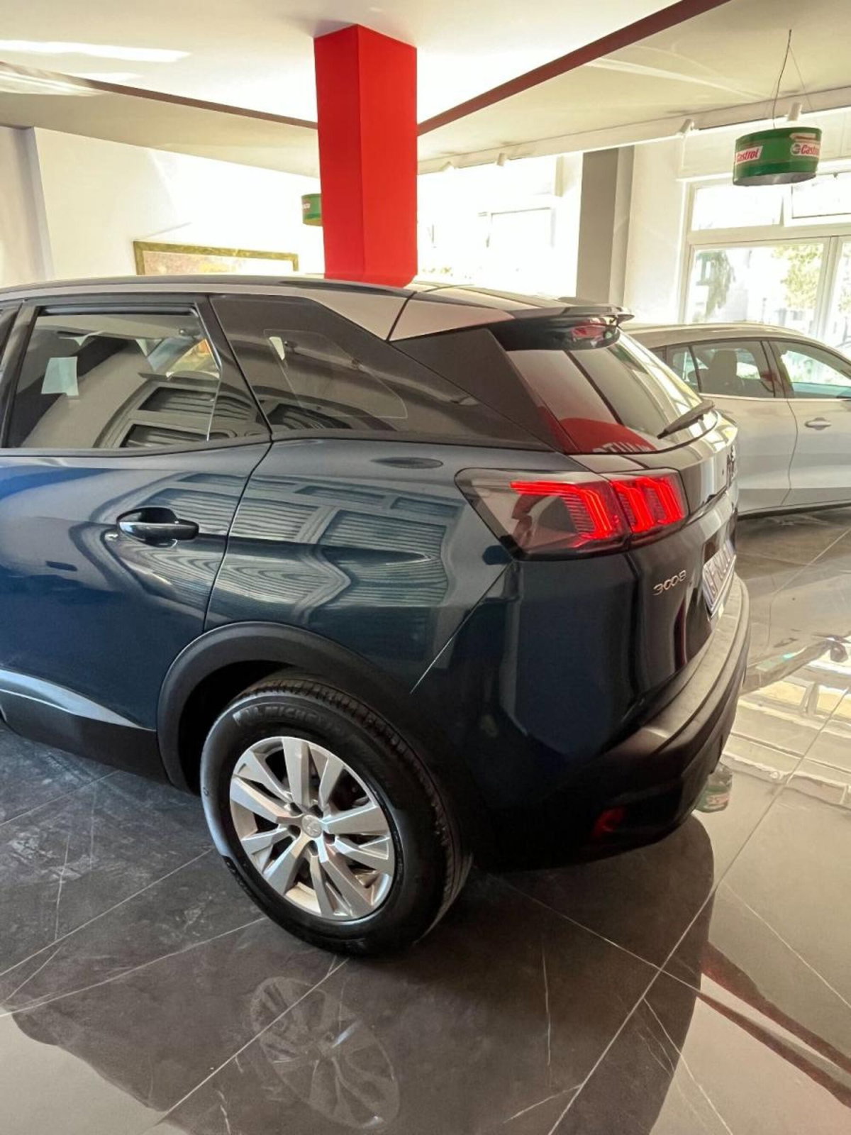 Peugeot 3008 BlueHDi 130 S&S EAT8 Active Business (10)