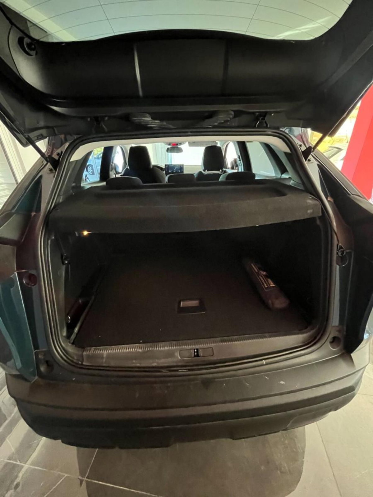 Peugeot 3008 BlueHDi 130 S&S EAT8 Active Business (13)