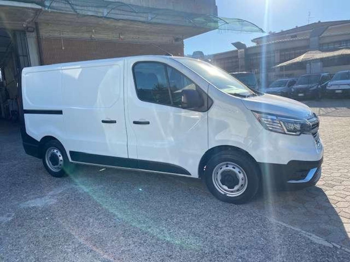 Renault Trafic Furgone van T29 2.0 blue dci 170cv L1H1 eag9