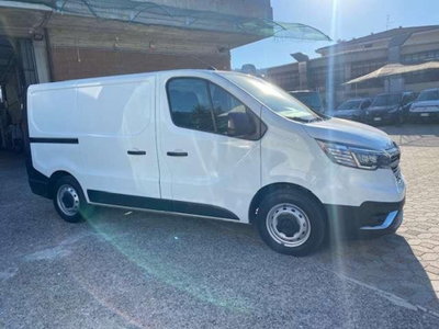 Renault Trafic Furgone van T29 2.0 blue dci 170cv L1H1 eag9 usato