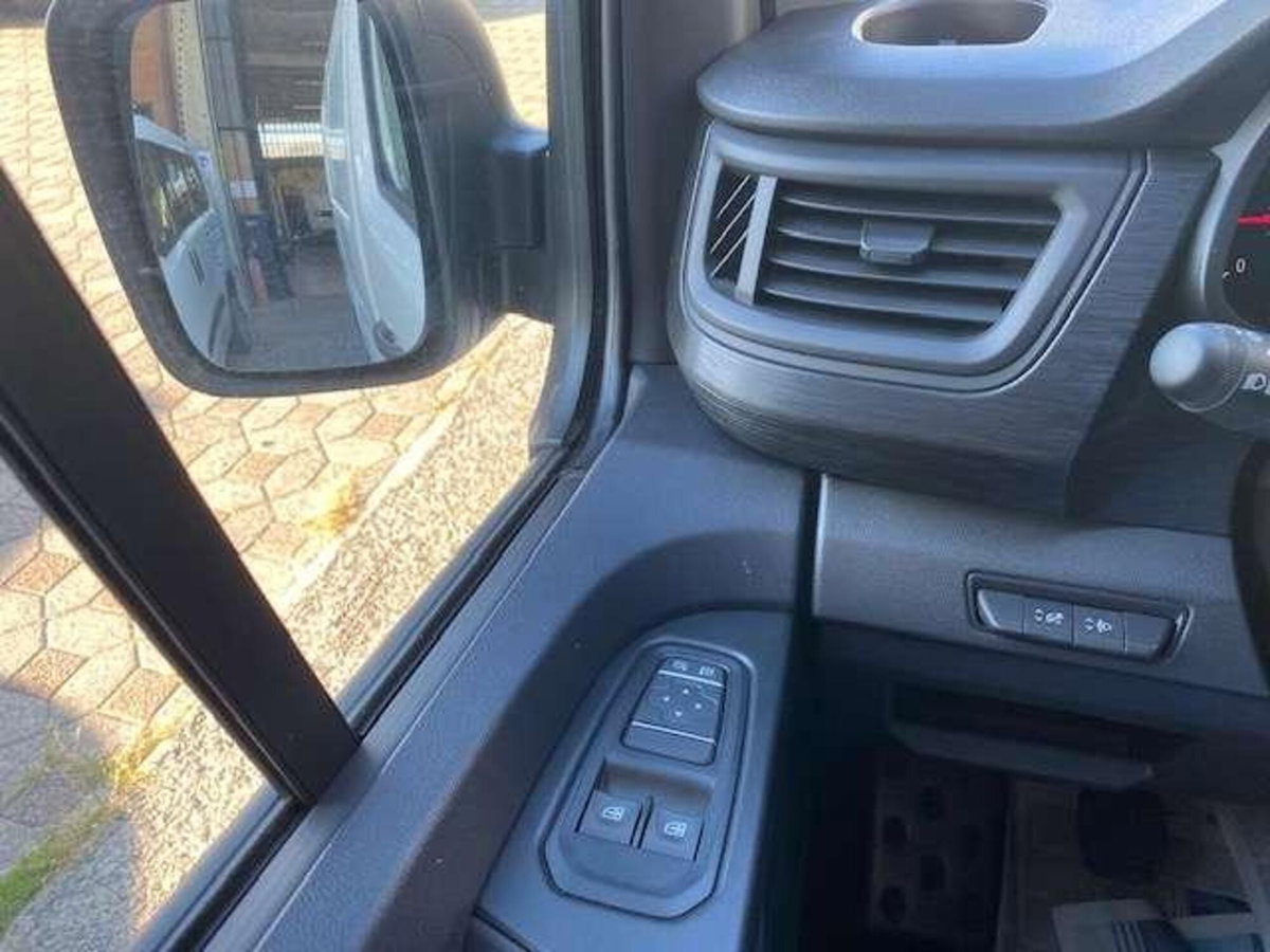 Renault Trafic Furgone van T29 2.0 blue dci 170cv L1H1 eag9 (15)