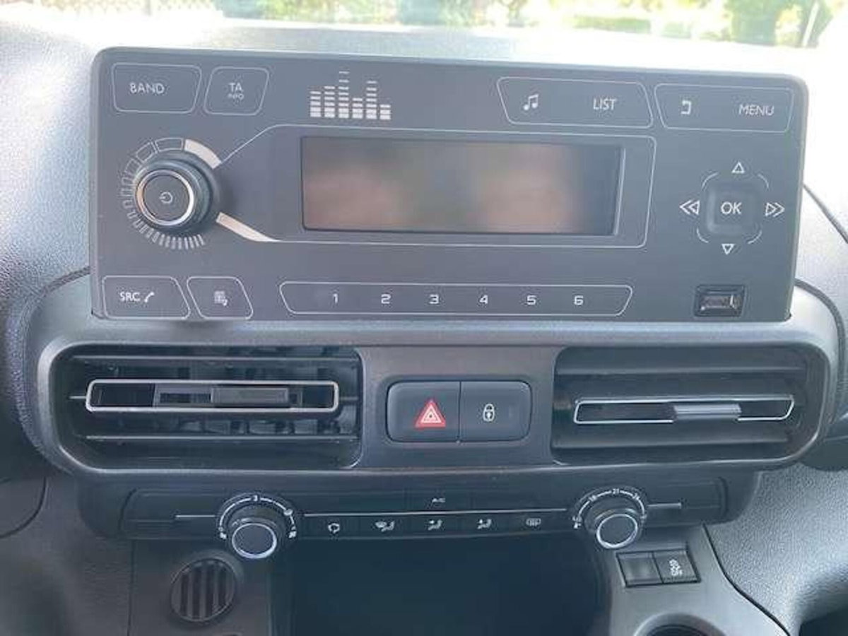 Citroen Berlingo Furgone BlueHDi 130 S&S Van DC XL Doppia Cabina (18)