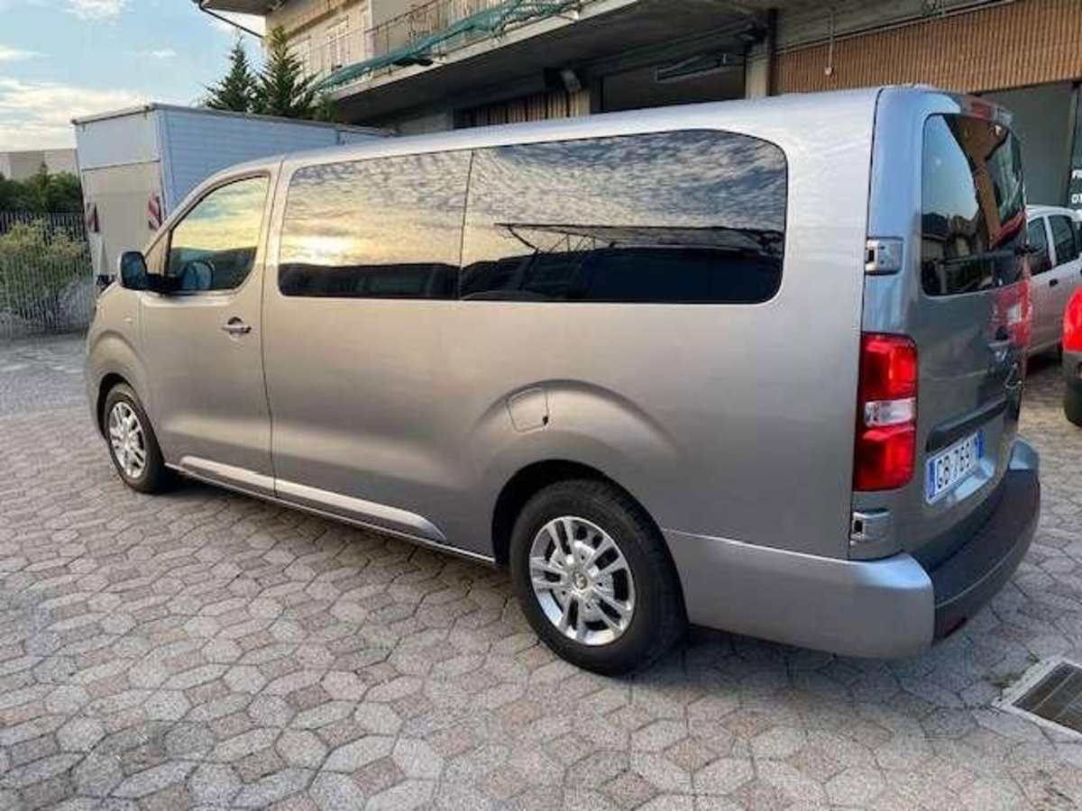 Peugeot Traveller BlueHDi 120 S&S EAT8 Long Business (3)