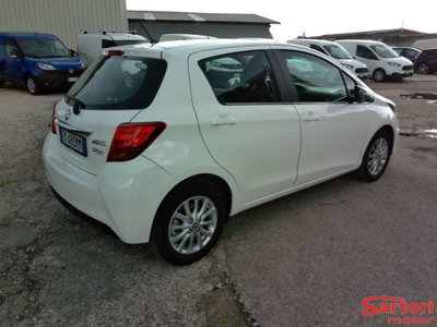 Toyota Yaris 1.D-4D 5 porte (3)