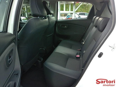 Toyota Yaris 1.D-4D 5 porte (8)