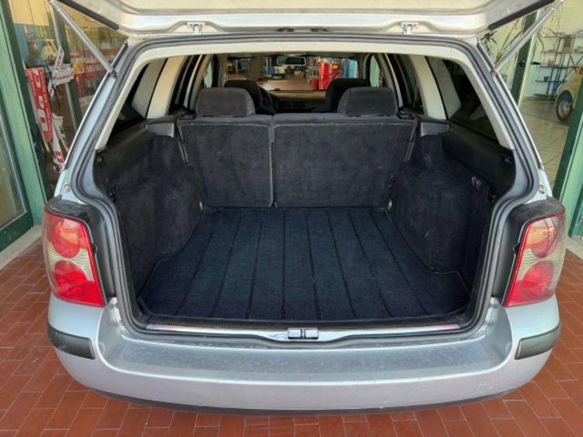Volkswagen Passat Variant 1.9 TDI/130CV cat 4m. T.line (7)