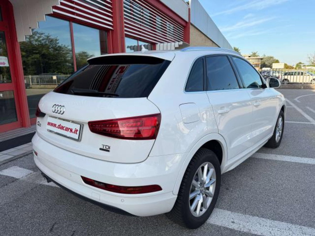 Audi Q3 2.0 TDI 150 CV quattro (11)