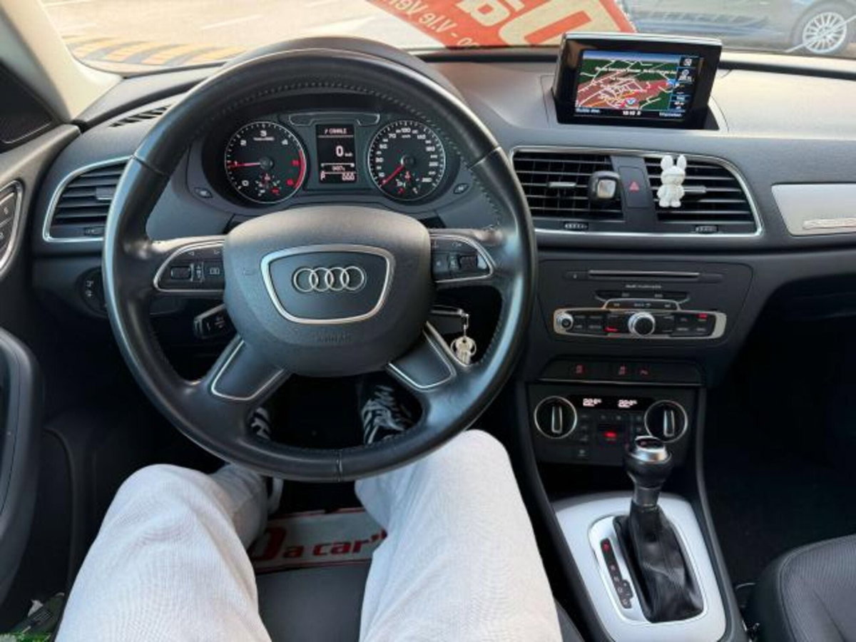 Audi Q3 2.0 TDI 150 CV quattro (14)