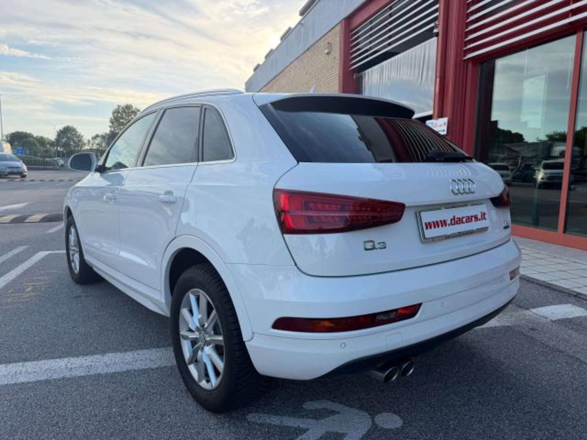 Audi Q3 2.0 TDI 150 CV quattro (5)