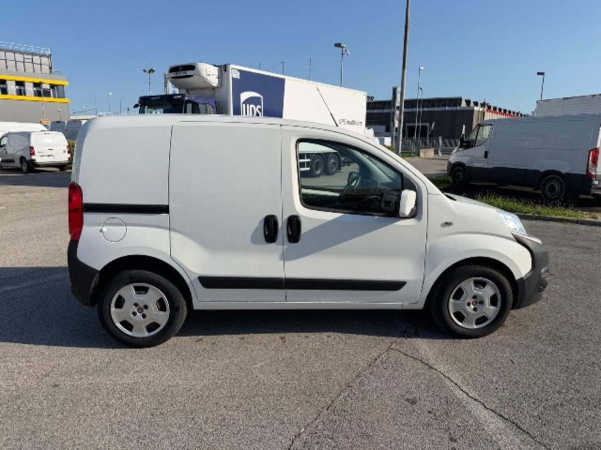 Fiat Fiorino Furgone cargo 1.3 mjt 95cv ecojet SX E6d-temp (12)
