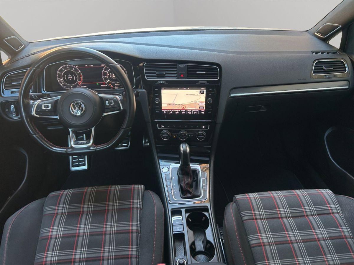 Volkswagen Golf GTI Performance 2.0 245 CV TSI DSG 5p. BMT (17)