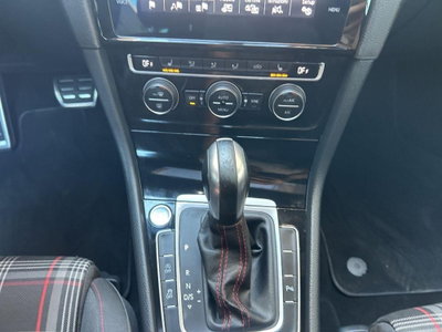 Volkswagen Golf GTI Performance 2.0 245 CV TSI DSG 5p. BMT (19)