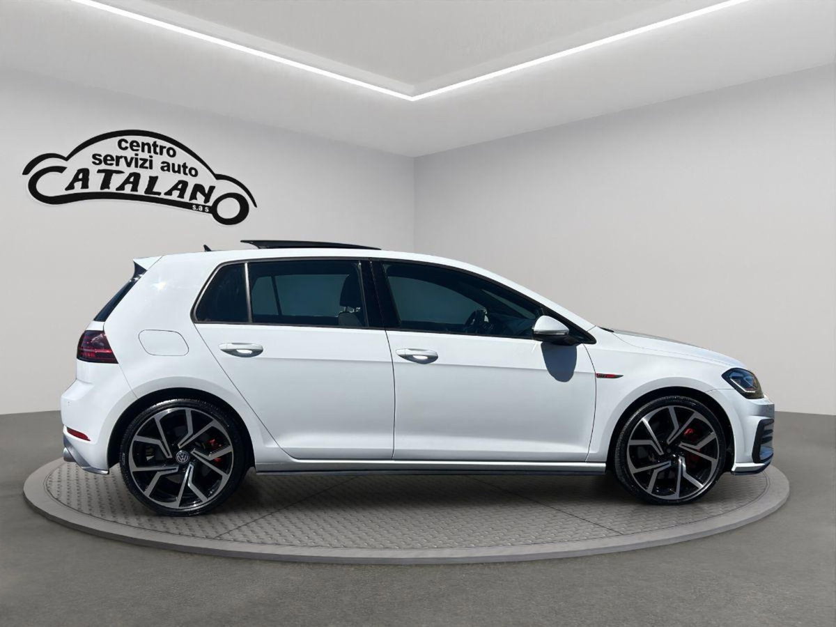 Volkswagen Golf GTI Performance 2.0 245 CV TSI DSG 5p. BMT (6)