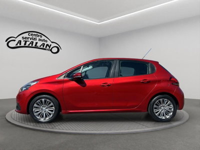 Peugeot 208 VTi 82 CV 5 porte Allure (2)