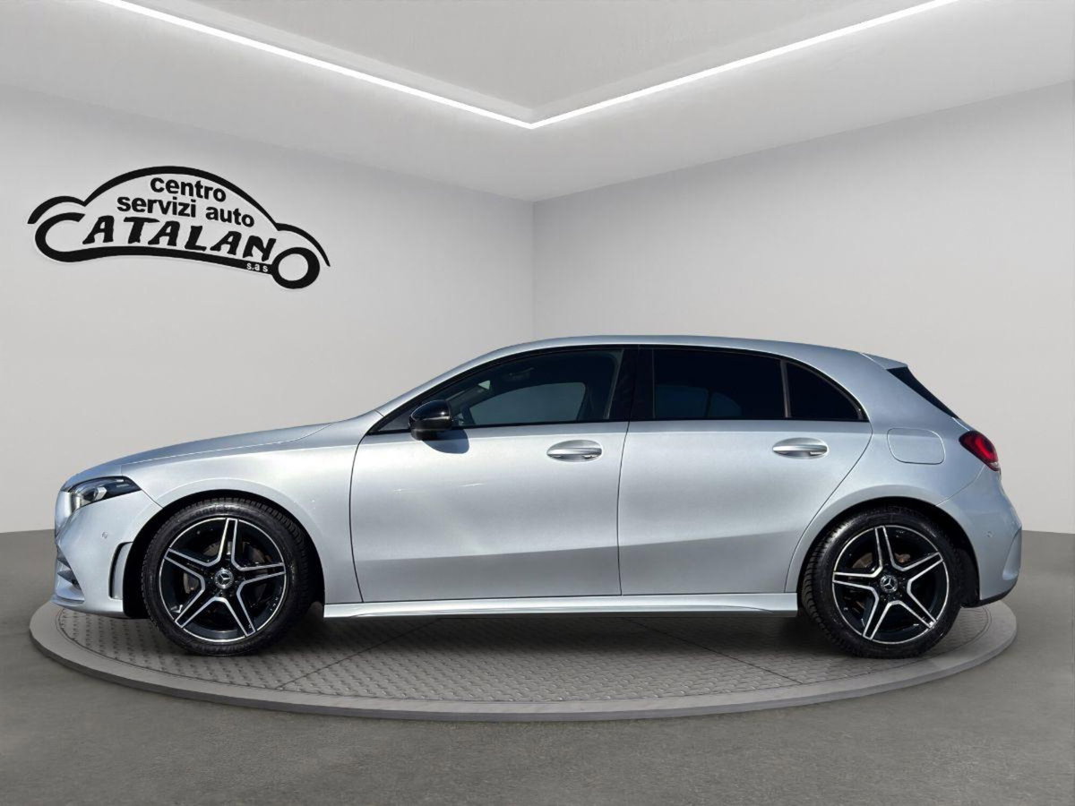 Mercedes-Benz Classe A Sedan 180 d Automatic 4p. Premium (2)