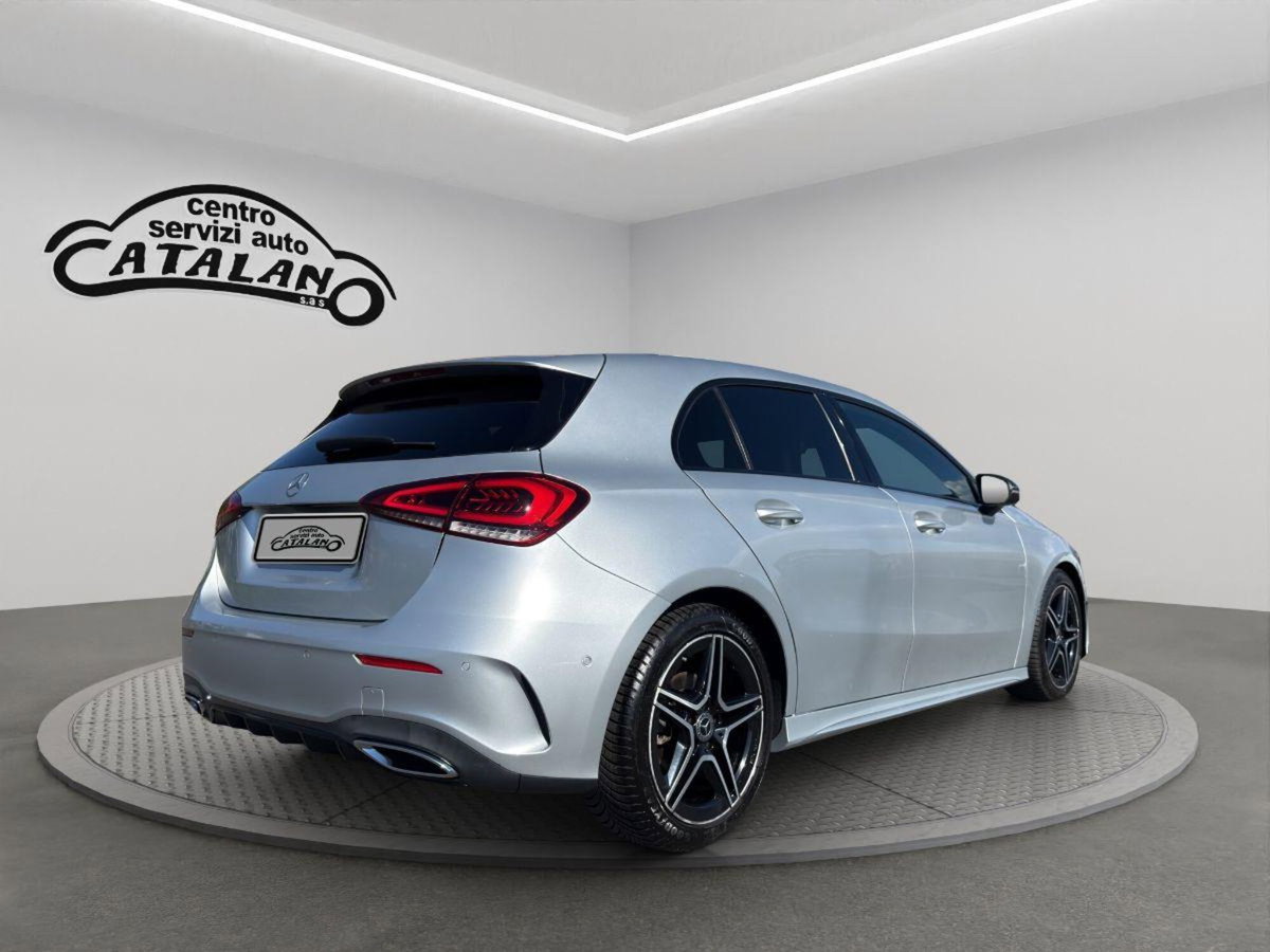 Mercedes-Benz Classe A Sedan 180 d Automatic 4p. Premium (5)