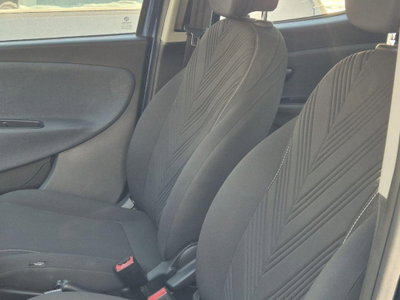 Lancia Ypsilon 1.0 FireFly 5 porte S&S Hybrid Gold Plus (16)