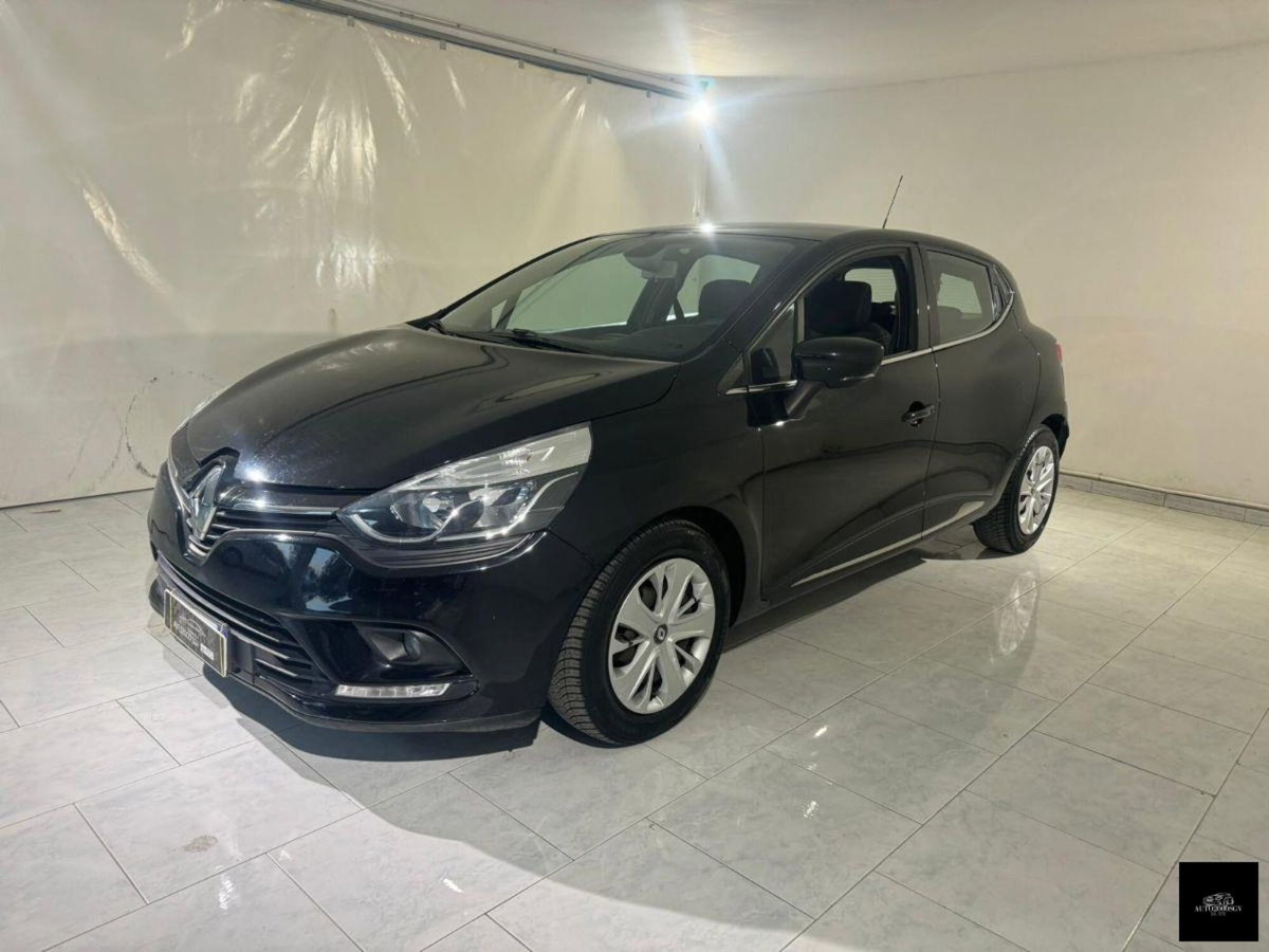 Renault Clio 1.5 dCi 8V 75CV 5 porte Live (2)